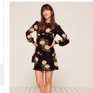 Reformation bellflower dress